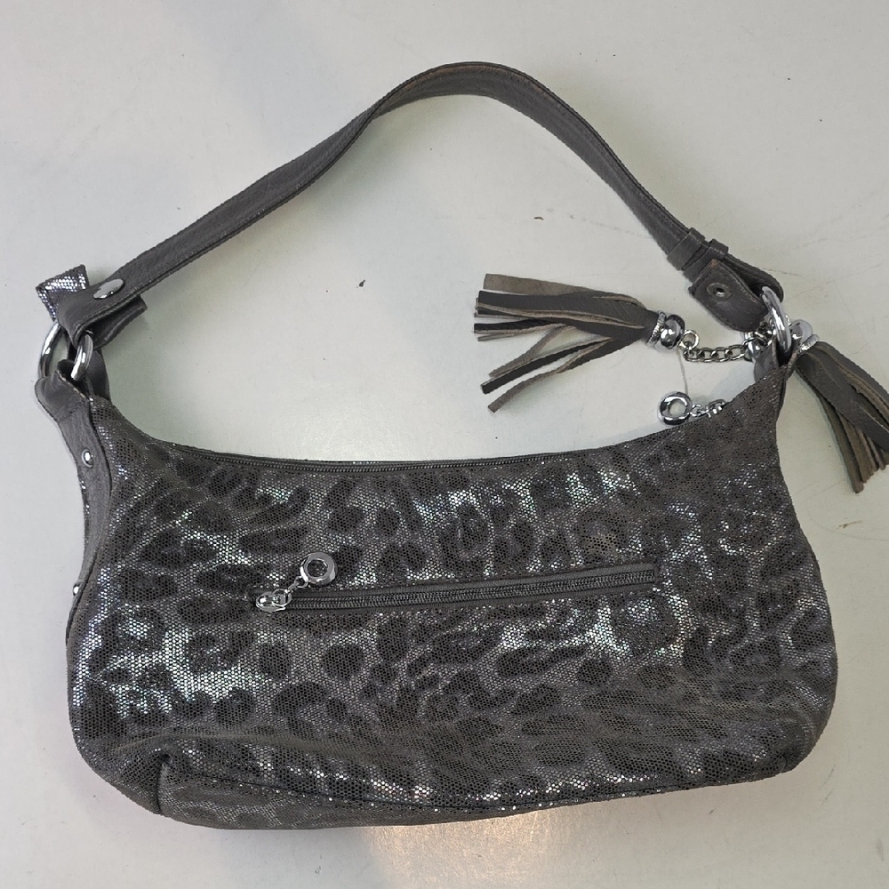 Elegant Silver Gray Leopard Print Leather Shoulder Bag - Picture 2 of 12